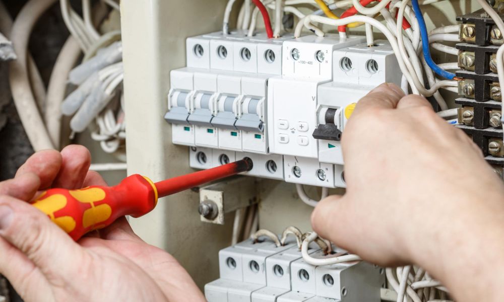 Reparación y asistencia eléctrica