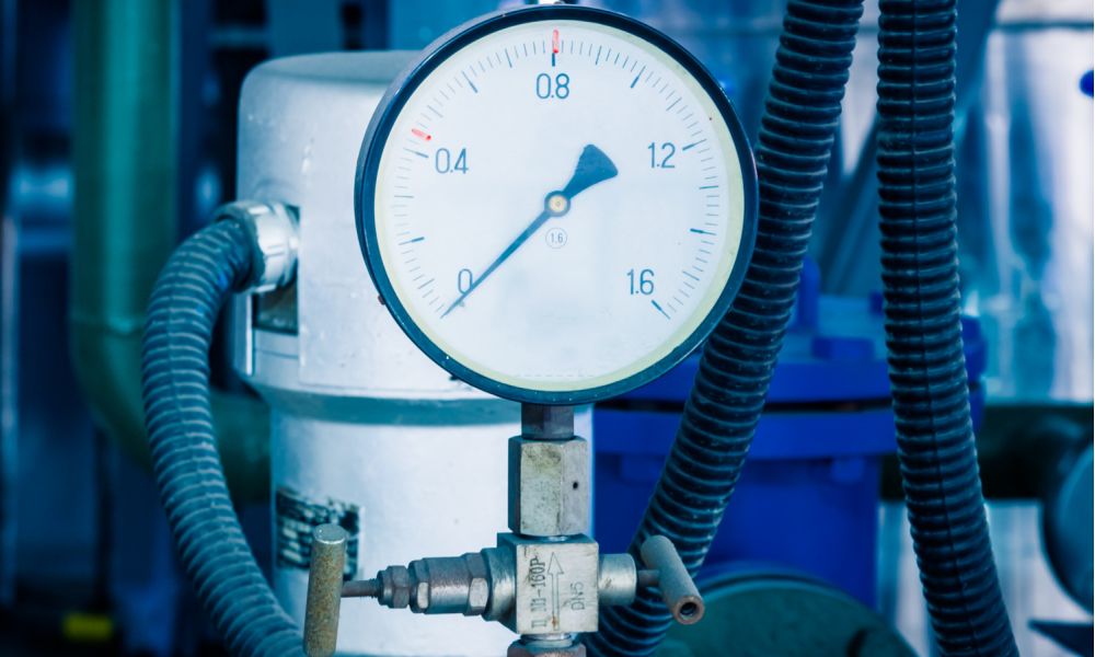 DETECCIÓN DE FUGAS CON MANÓMETRO