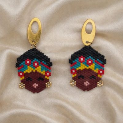 Mulatas colombianas en técnica Brich Stich