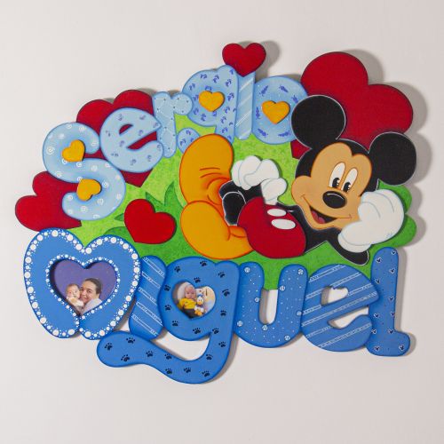 Nombres personalizados en madera