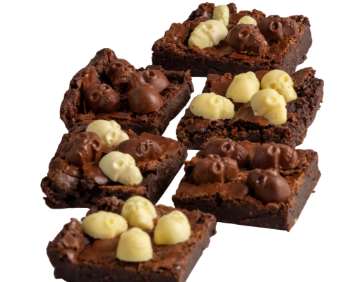 Brownies de chocolate con chocolate de leche y blanco