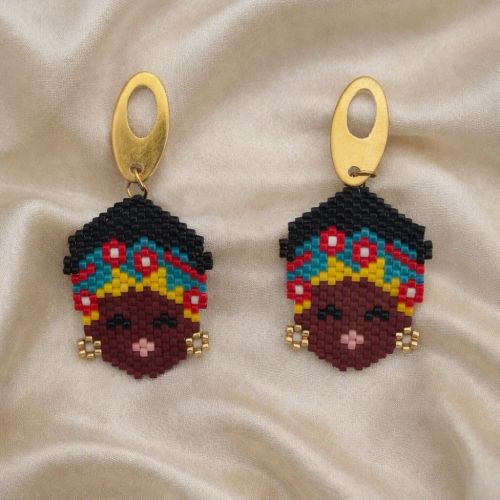 Mulatas colombianas en técnica Brich Stich